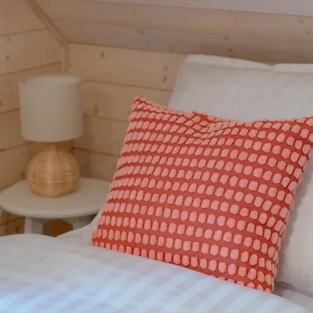 Siedlisko Modrej Czapli. Na Kaszubach Resort *